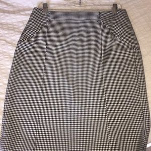 Banana Republic Houndstooth Pencil Skirt